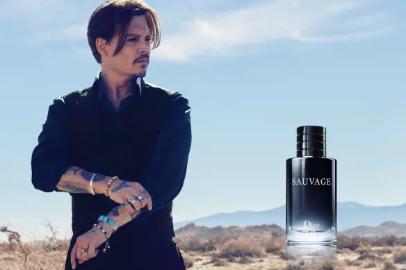 MEDICINA ONLINE Johnny Depp profumo pubblicita Dior Sauvage Effetto alone e bias cognitivo in psicologia economia marketing GRAFICO PUBBLICITARIO EFFETTO PIGMALIONE DIFFERENZE.jpg