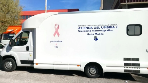 MEDICINA ONLINE Prevenzione tumore al seno a Norcia presentata oggi una nuova Unità Mobile Mammografica CANCRO TUMORE MAMMELLA SENO PREVENZIONE SCREENING.jpg