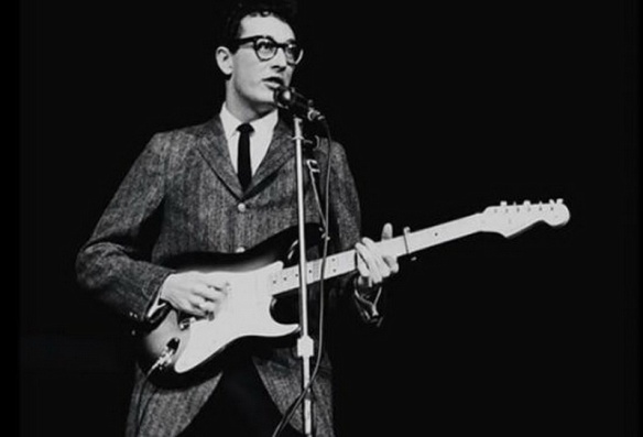 MEDICINA ONLINE The Buddy Holly Story guitars